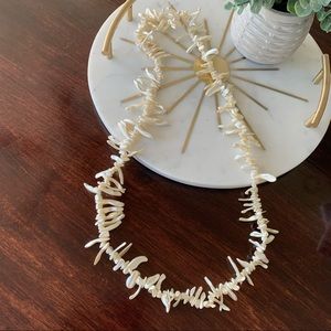 Vintage polished shell necklace